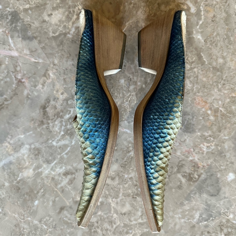 Gorgeous Electric Blue Python Mules - image 6